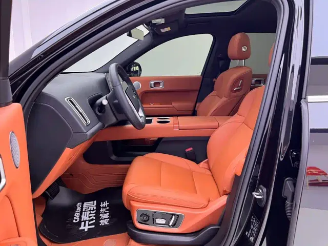 Li Auto L7 — Фото автомобиля 15