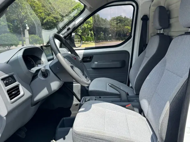 Wuling Yangguang — Фото автомобиля 12