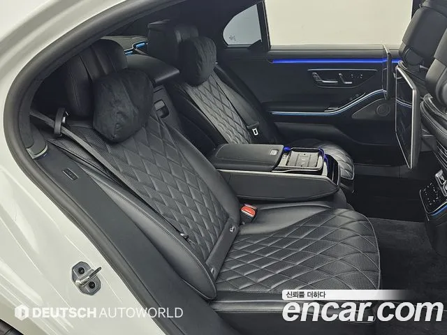 Mercedes-Benz S-Class — Фото автомобиля 12