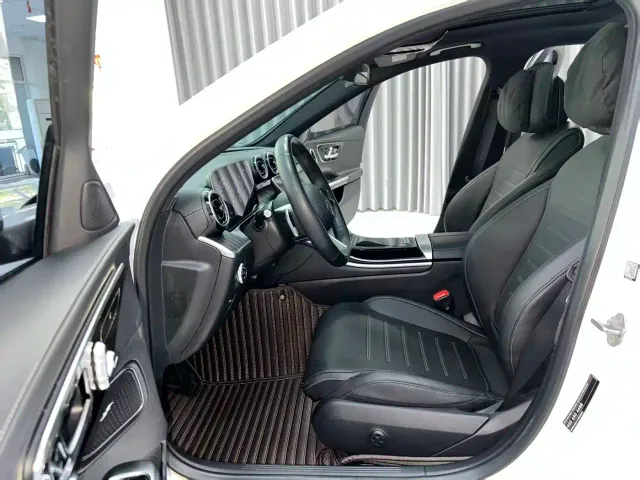 Mercedes-Benz C-Class — Фото автомобиля 7