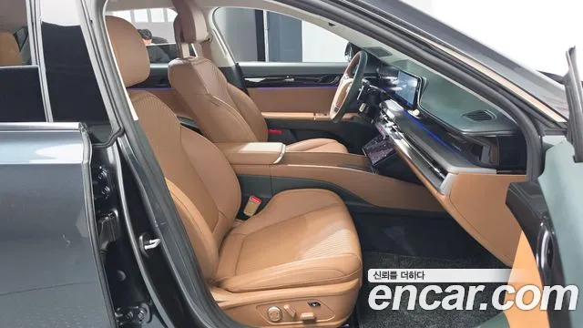Hyundai Grandeur GN7 — Фото автомобиля 16