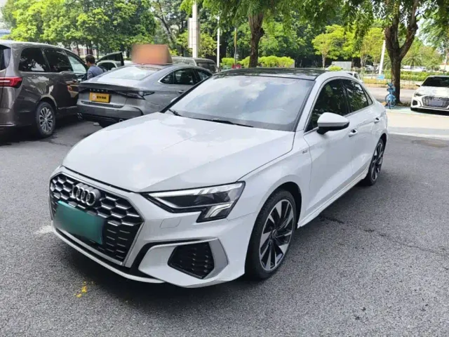 Фотография автомобиля — Audi A3