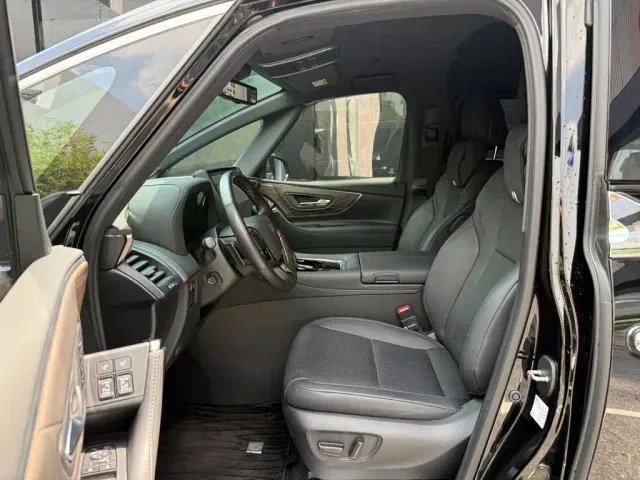 Toyota Alphard — Фото автомобиля 4