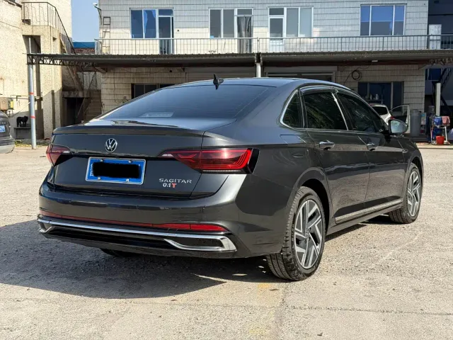 Volkswagen Sagitar — Фото автомобиля 3