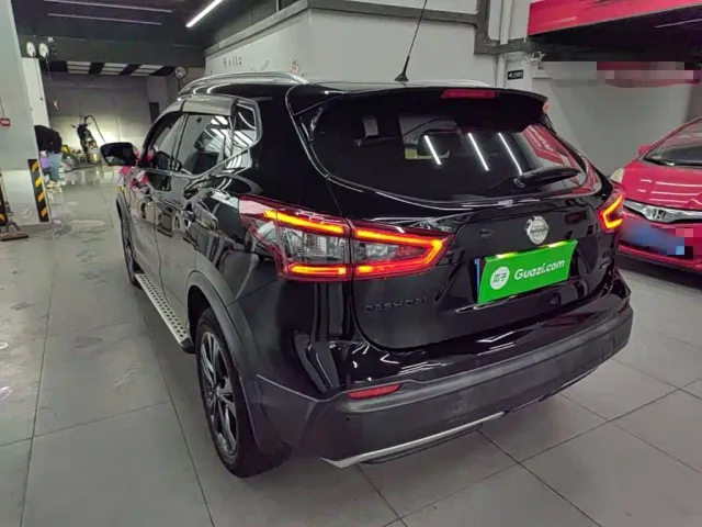 Nissan Qashqai — Фото автомобиля 4