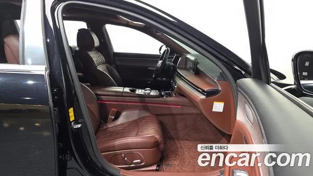 Genesis G90 — Фото автомобиля 10