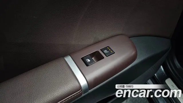 Hyundai Grandeur GN7 — Фото автомобиля 18