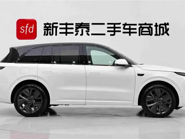 Li Auto L6 — Фото автомобиля 3