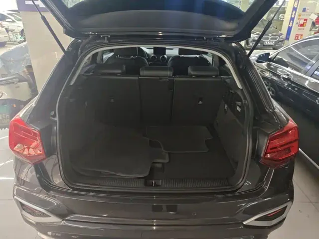 Audi Q2L — Фото автомобиля 18
