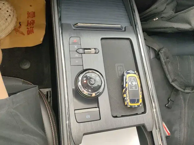 Ford Mondeo — Фото автомобиля 9