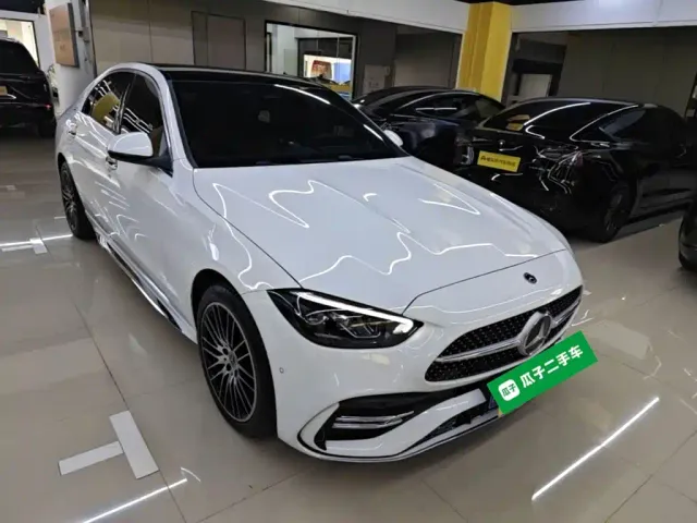 Mercedes-Benz C-Class — Фото автомобиля 3