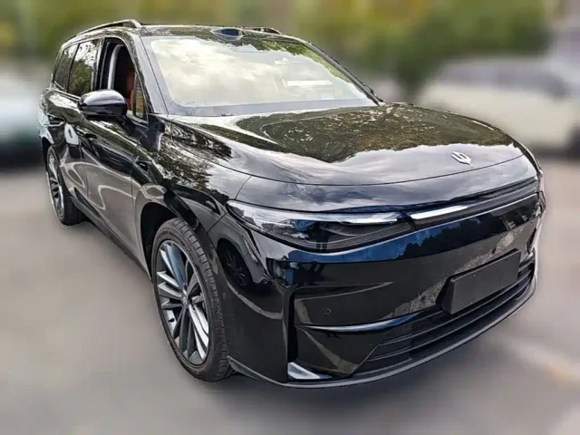 Leapmotor C16 — Фото автомобиля 5