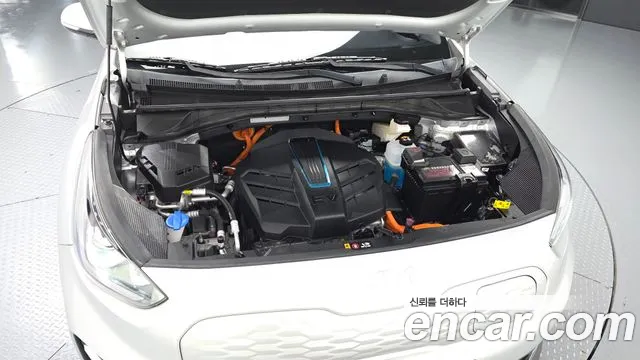 Kia Niro Niro Plus Air — Фото автомобиля 6