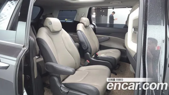 Kia Carnival 4th Gen — Фото автомобиля 17