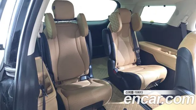 Kia Canival Carnival 4 поколение Бензин 9 мест Signature — Фото автомобиля 12