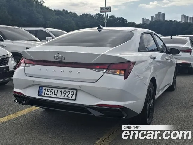 Hyundai AVANTE Avante (CN7) — Фото автомобиля 3