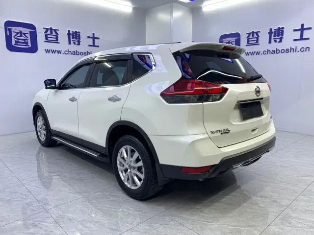 Nissan X-Trail — Фото автомобиля 19
