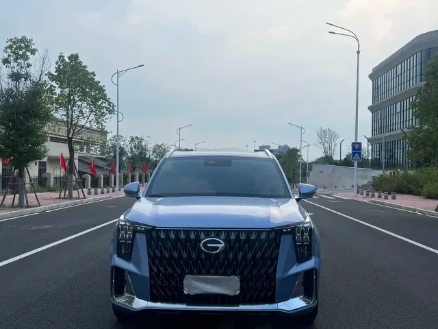GAC Trumpchi GS8 — Фото автомобиля 2