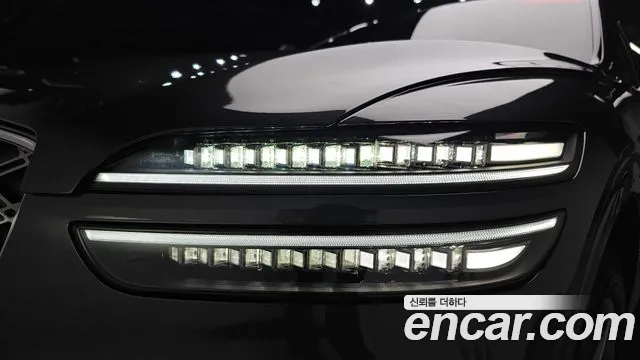 Genesis GV70 2.5T Бензин AWD — Фото автомобиля 16