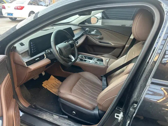 Chery Arrizo 8 — Фото автомобиля 4