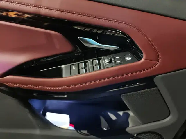 Land Rover Range Rover Evoque — Фото автомобиля 7