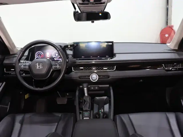 Honda Inspire — Фото автомобиля 11