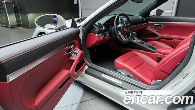 Porsche 718 — Фото автомобиля 11