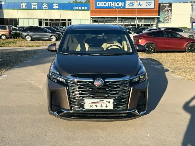 Buick Buick GL8 2023 Facelift Land Business Class Luxury — Фото автомобиля 2