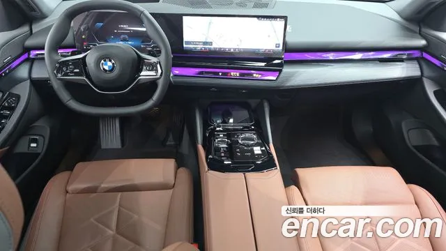 BMW 5-Series 5 серия (G60) — Фото автомобиля 7