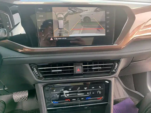 Volkswagen Tharu — Фото автомобиля 12
