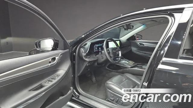 Hyundai Grandeur New — Фото автомобиля 15