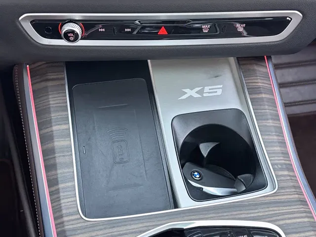 BMW X5 — Фото автомобиля 11