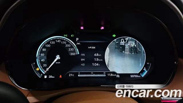 Genesis GV70 — Фото автомобиля 8