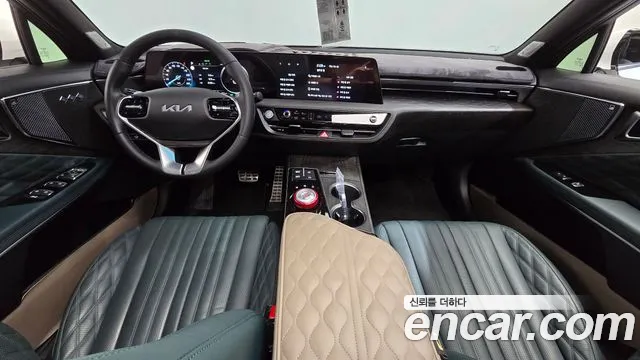 Kia K8 — Фото автомобиля 10