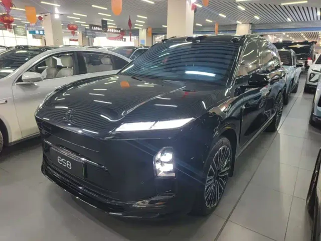 Фотография автомобиля — Nio ES8