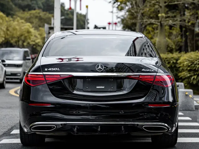 Mercedes-Benz S-Class — Фото автомобиля 5