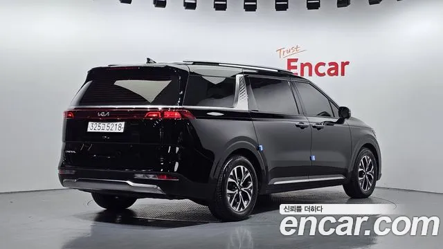 Kia Canival Carnival 4 поколение Дизель 9 мест Signature — Фото автомобиля 2