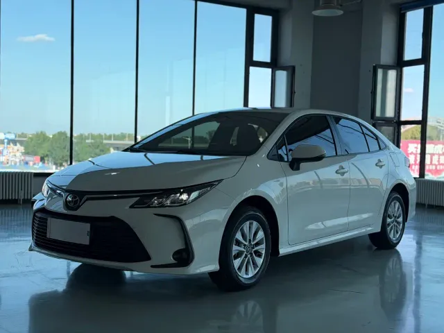 Фотография автомобиля — Toyota Corolla