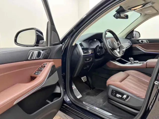 BMW X5 — Фото автомобиля 10