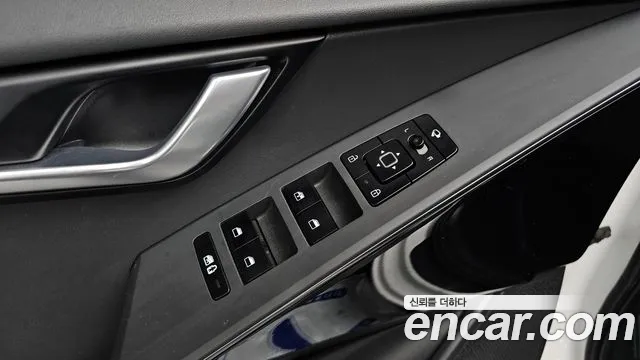 Kia Niro All Niro EV Air — Фото автомобиля 16