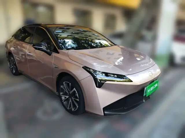 GAC Aion S Plus — Фото автомобиля 3