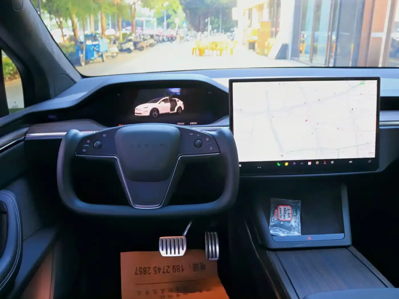 Tesla Model X 2023 Dual Motor All-Wheel Drive Edition — Фото автомобиля 12