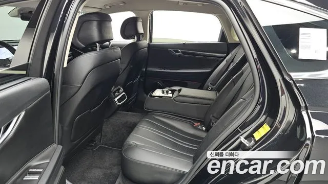Genesis G80 Бензин 2.5 турбо AWD — Фото автомобиля 23