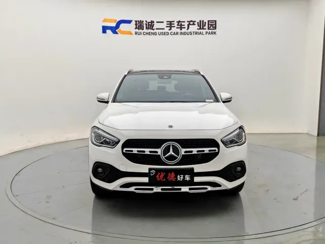 Mercedes-Benz GLA-Class — Фото автомобиля 2