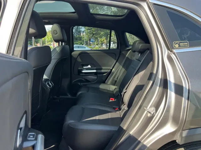 Mercedes-Benz EQA — Фото автомобиля 18