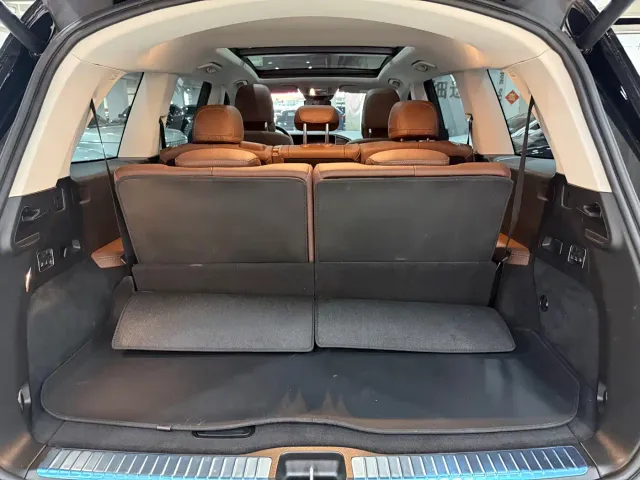 Mercedes-Benz GLS-Class — Фото автомобиля 14