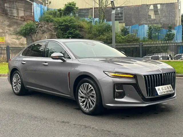 Hongqi H5 — Фото автомобиля 3