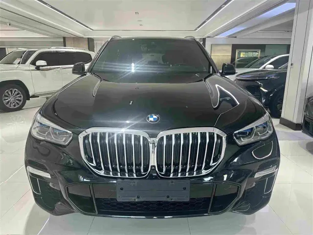 BMW X5 — Фото автомобиля 2
