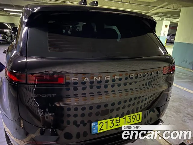Land Rover Range Rover Sport — Фото автомобиля 4