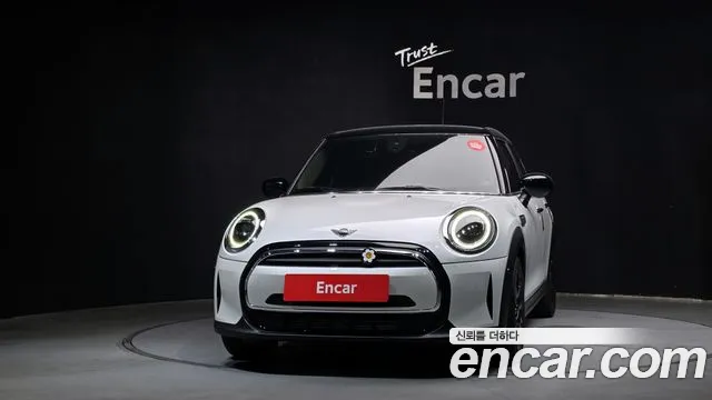 MINI Cooper — Фото автомобиля 3